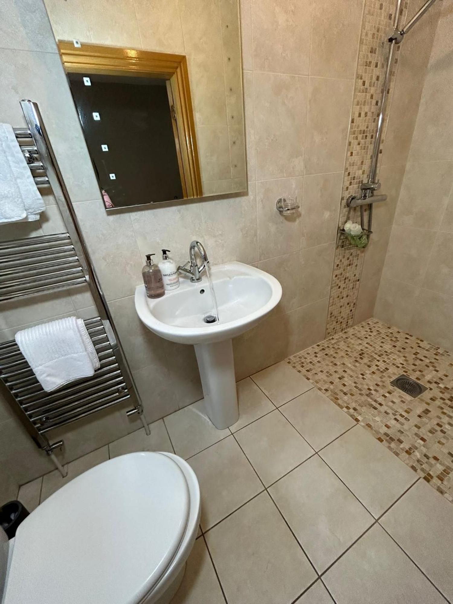 Dunhill Cottage B&B Хиллсборо Номер фото